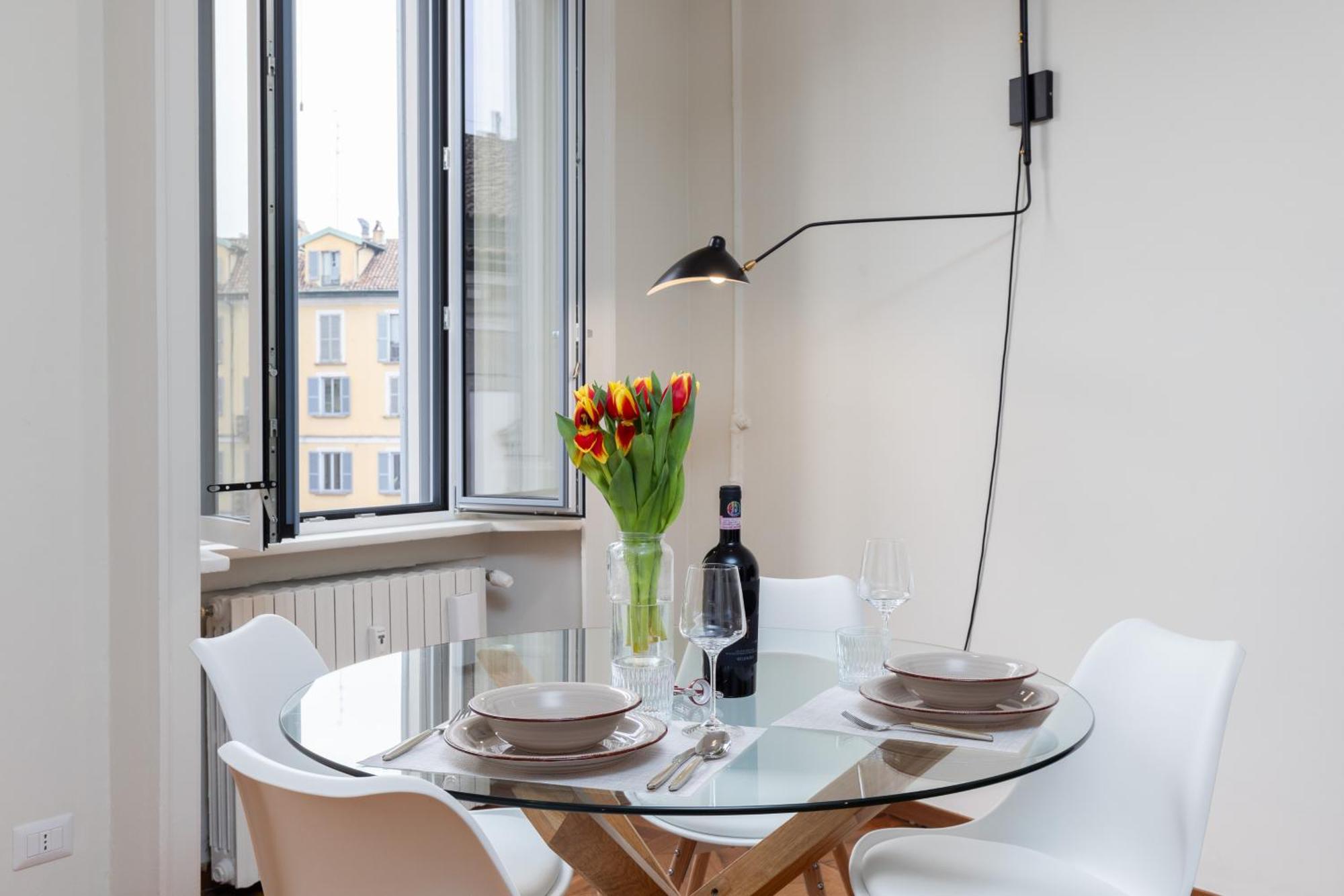Living Uniqc Apartment - Duomo Milaan Buitenkant foto